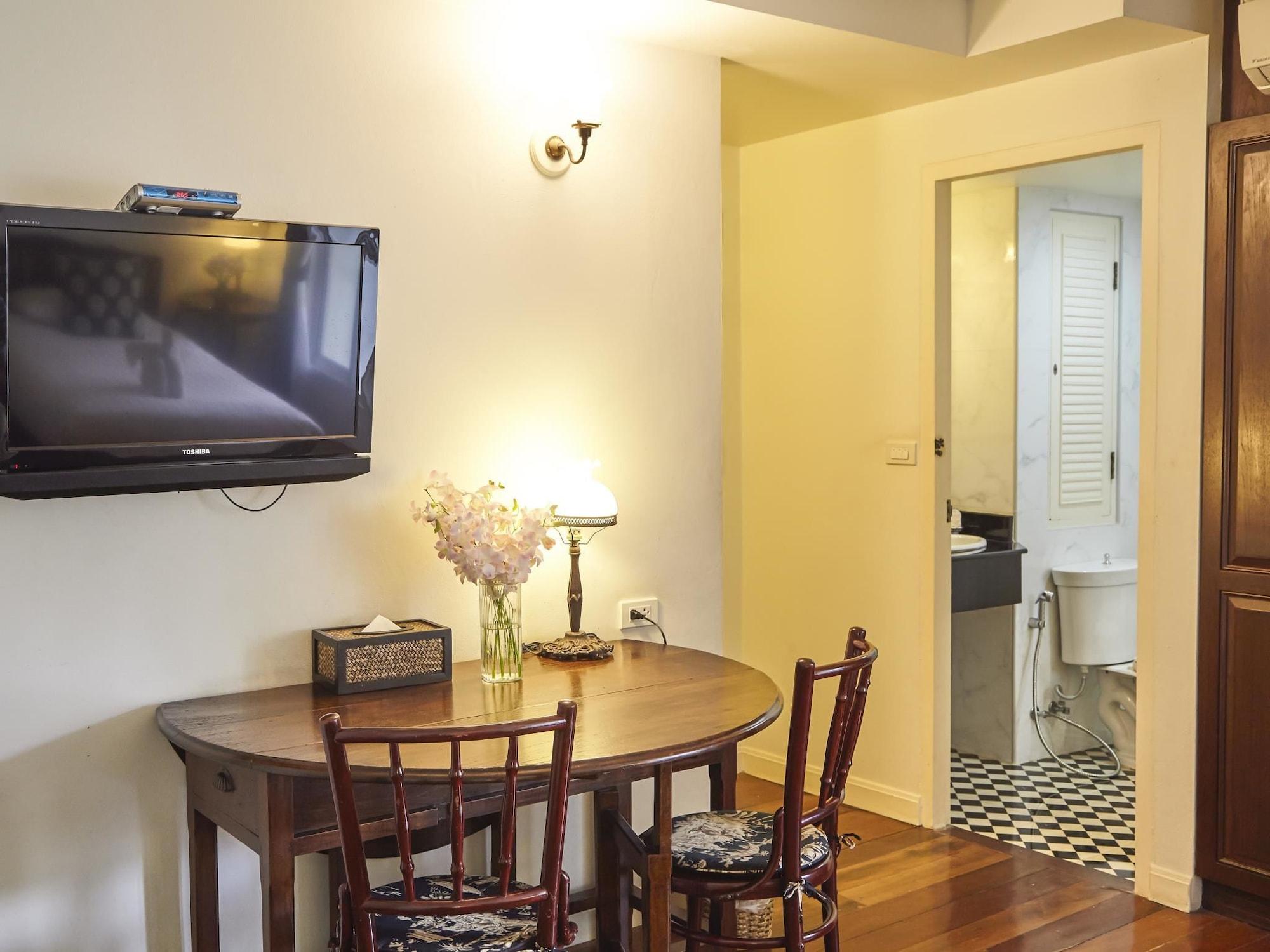 Ssip Boutique Dhevej Bangkok (Adults Only) Hotel Екстериор снимка