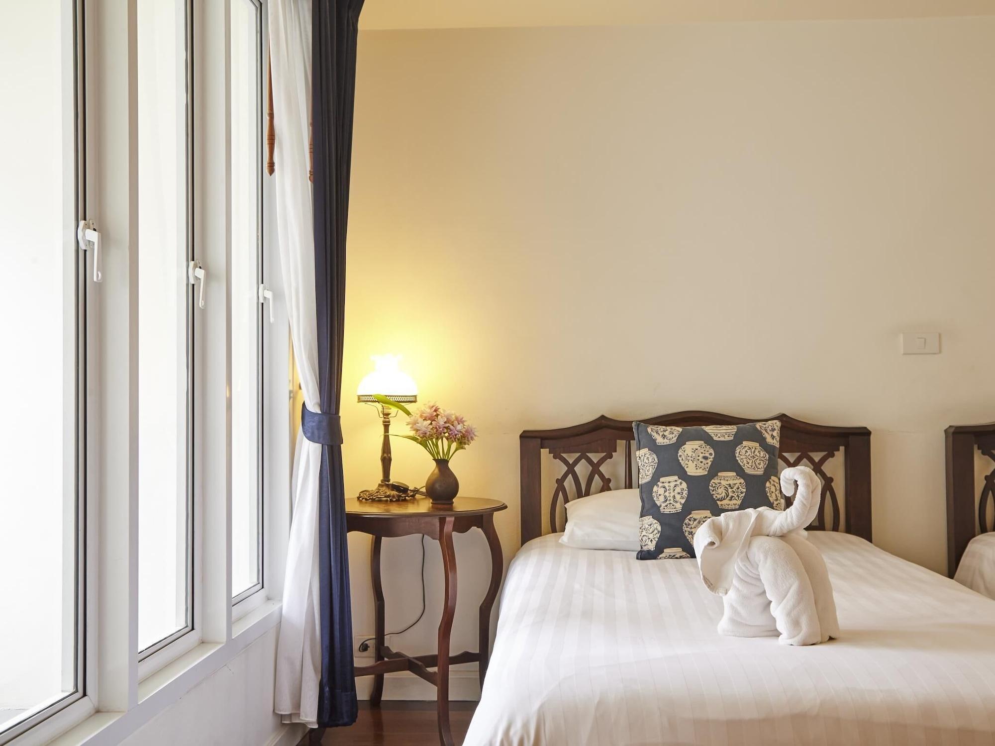 Ssip Boutique Dhevej Bangkok (Adults Only) Hotel Екстериор снимка