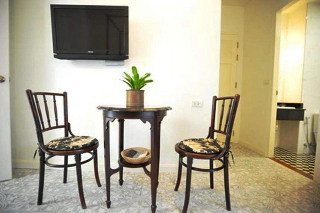 Ssip Boutique Dhevej Bangkok (Adults Only) Hotel Екстериор снимка