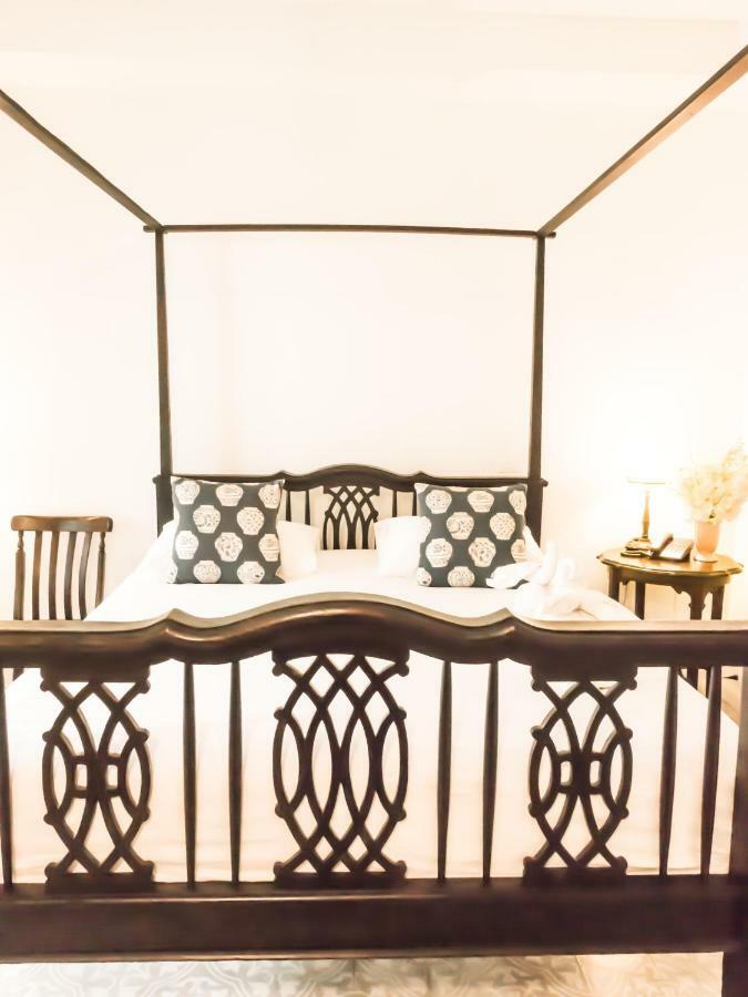 Ssip Boutique Dhevej Bangkok (Adults Only) Hotel Екстериор снимка