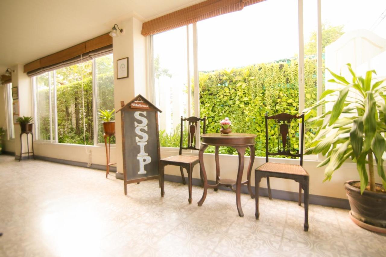 Ssip Boutique Dhevej Bangkok (Adults Only) Hotel Екстериор снимка